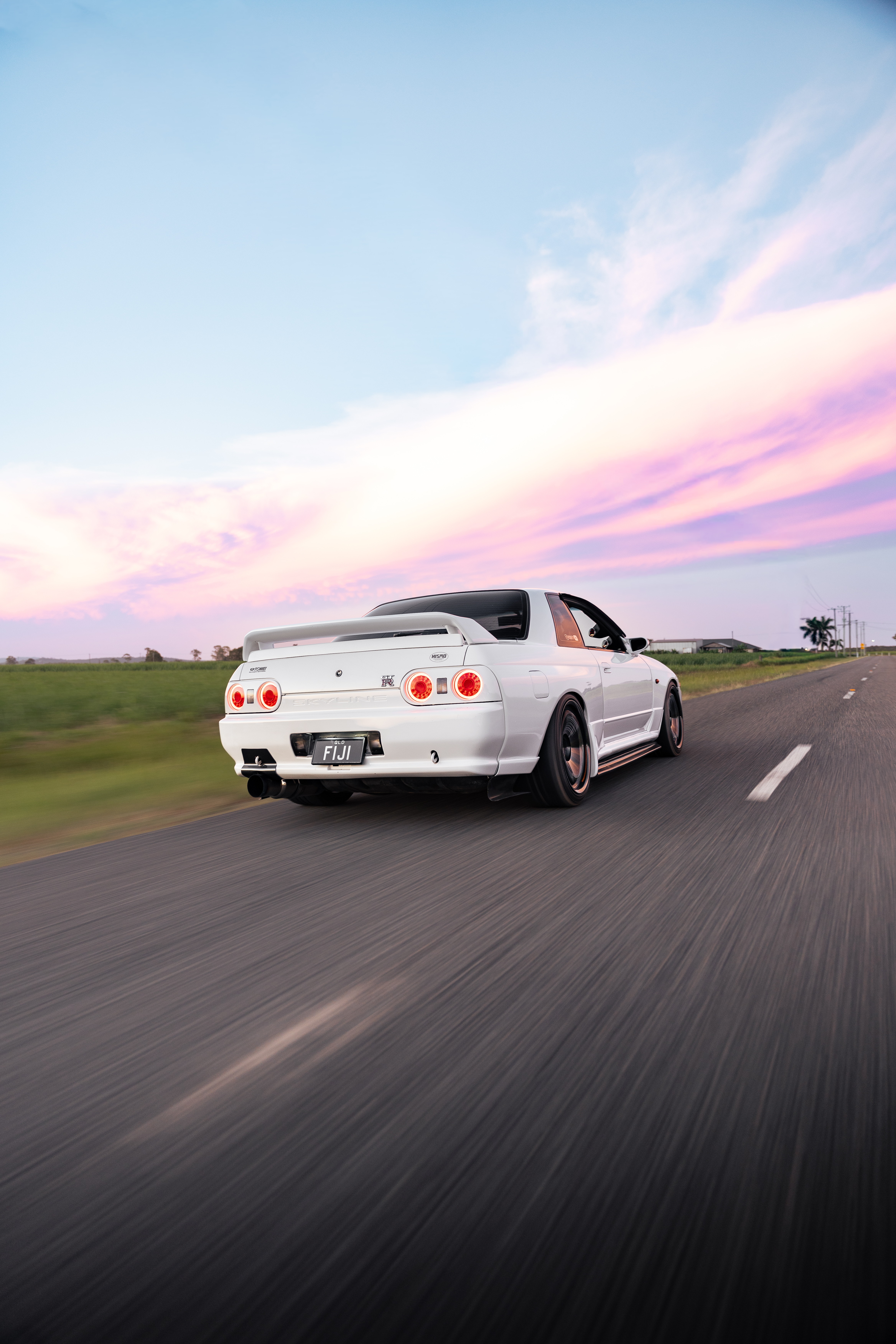 Nissan R33 GT-R · Dusk Cruise